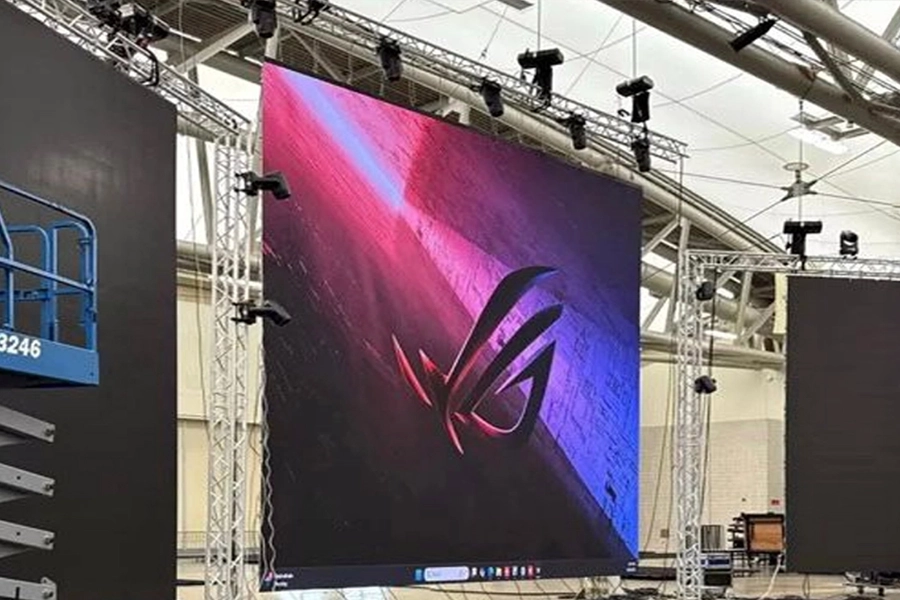 Large LED Screen Hire london UK near me