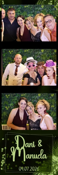 Photo Strips - Magic Mirror Photo Booth (3)